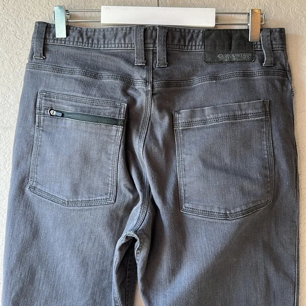 Men's Mountain Hardwear Straight‎ Leg Grey Denim Active Jeans Size 32X32